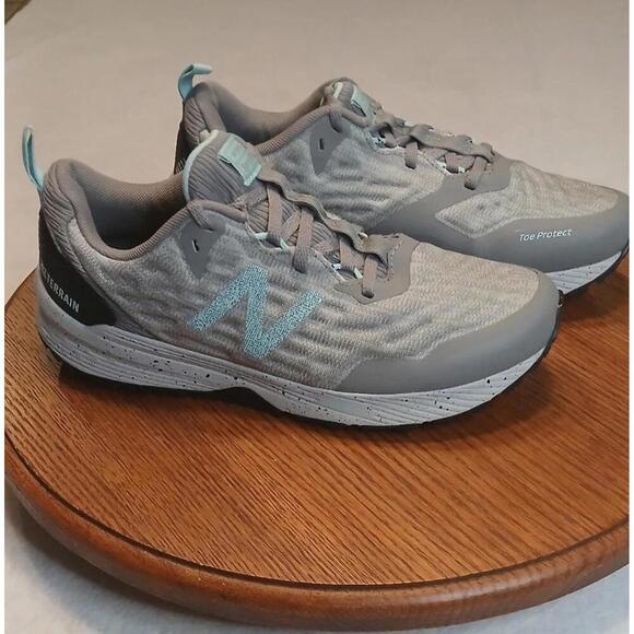 New Balance Sneakers Size 8.5 Gray All Terrain Ride Trail Shoes Running Active - Picture 1 of 9